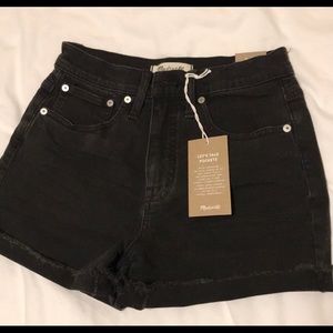 BNWT Madewell black jean shorts